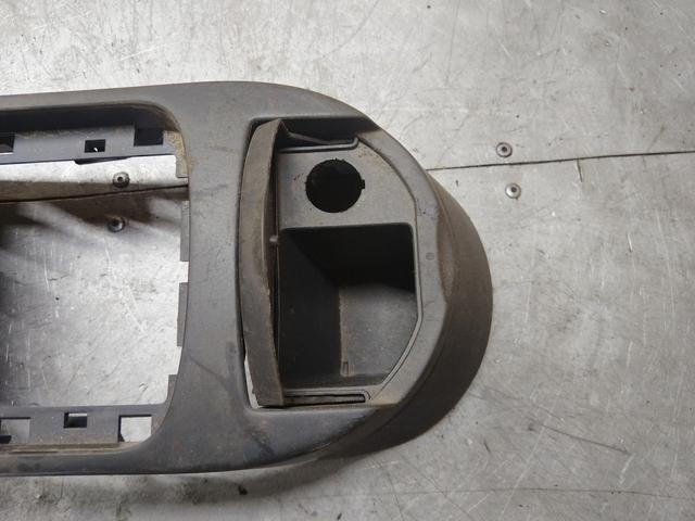 Консоль салона (кулисная часть) WO43BH Renault Espace купить в магазине запчастей бу