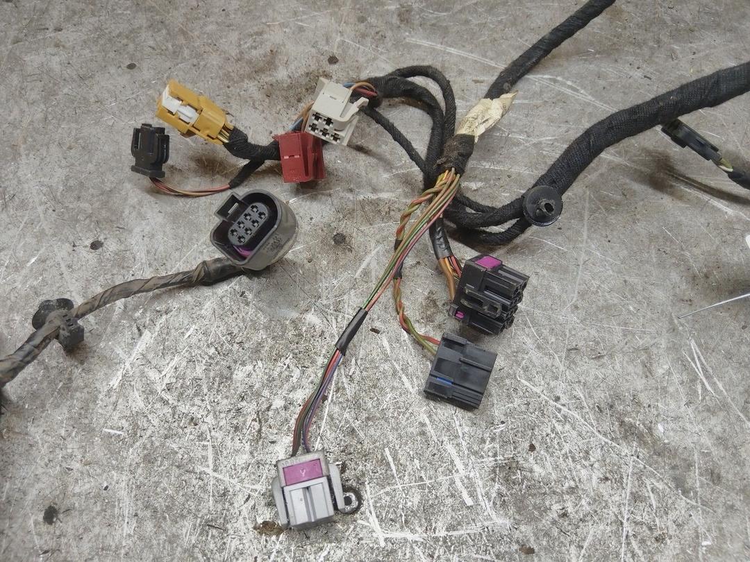 Проводка двери передней левой OTF0NY Volkswagen Passat купить в магазине запчастей бу