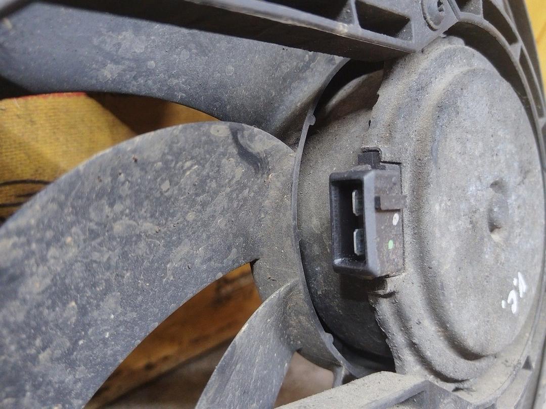 Вентилятор радиатора B17H1J Opel Vectra купить