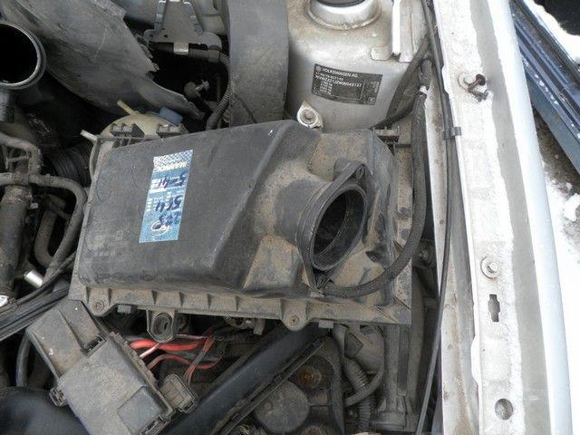 Корпус воздушного фильтра OOCE83 Volkswagen Golf