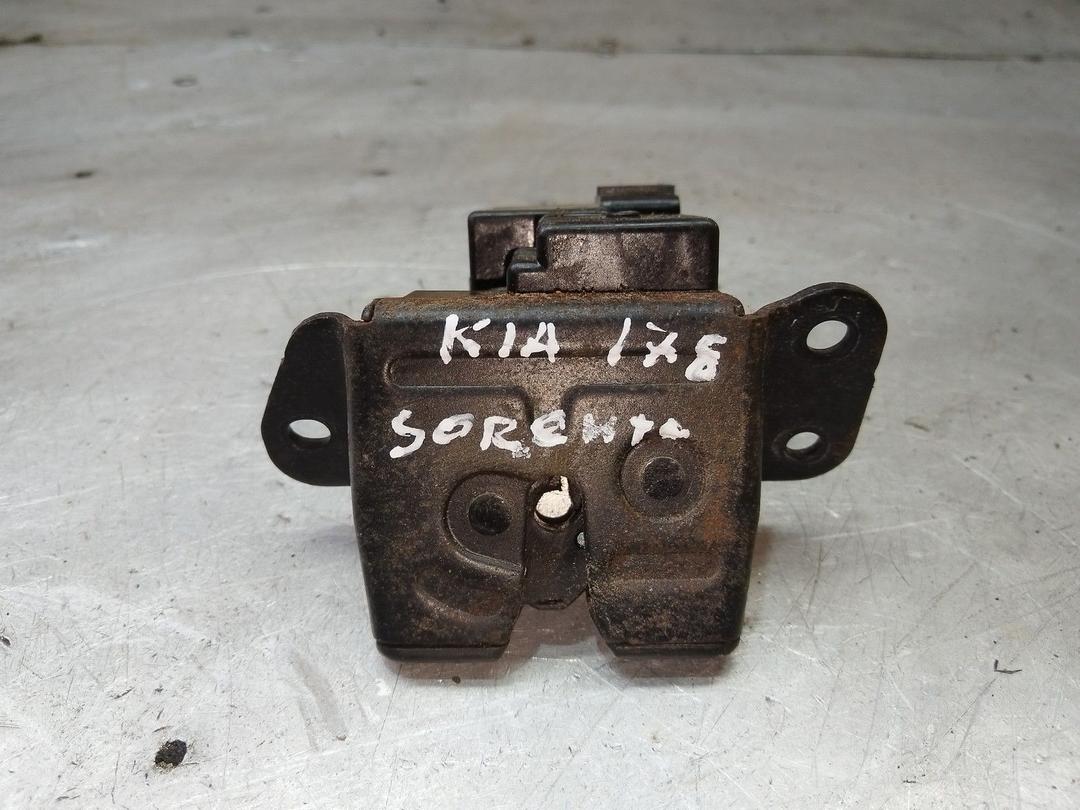 Замок багажника K6NAK2 Kia Sorento - Фото 1