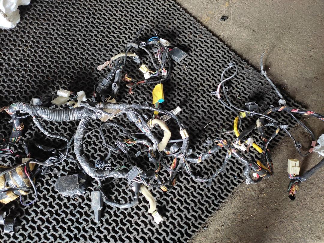 Проводка салона W6JWNO Mitsubishi Colt купить с доставкой