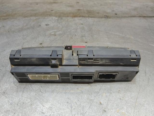 Кнопка аварийной сигнализации PLT5LL Citroen Jumper купить