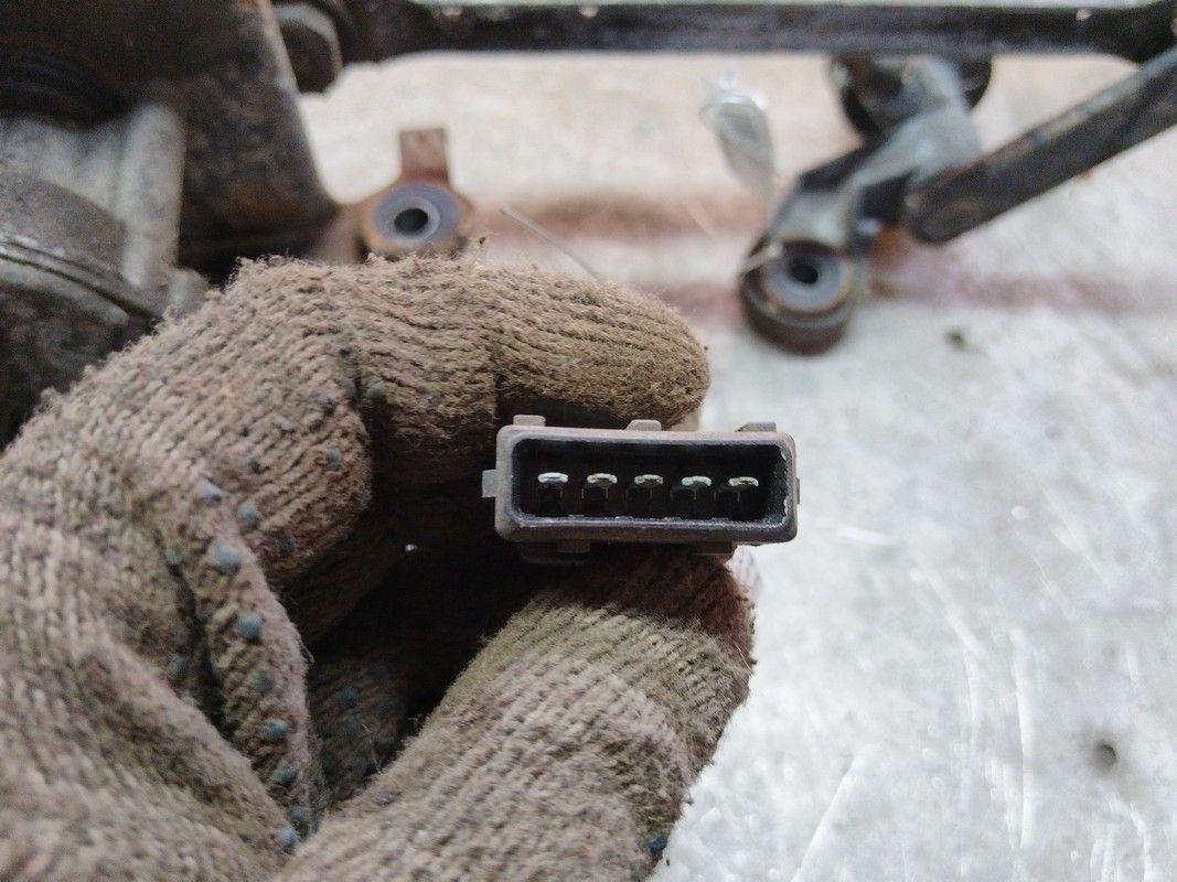 Моторчик передних стеклоочистителей (дворников) FJU1YP Citroen Evasion купить с доставкой