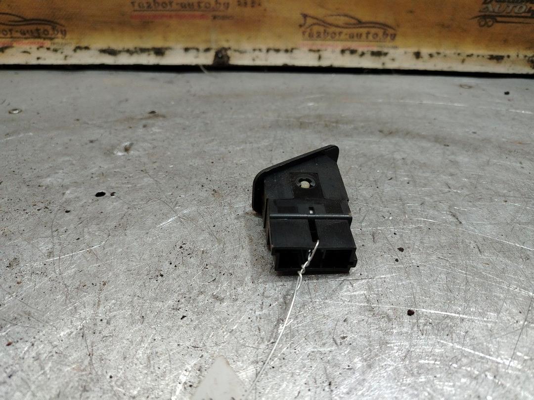 Кнопка корректора фар QFH73Z Peugeot 106 - Фото 3