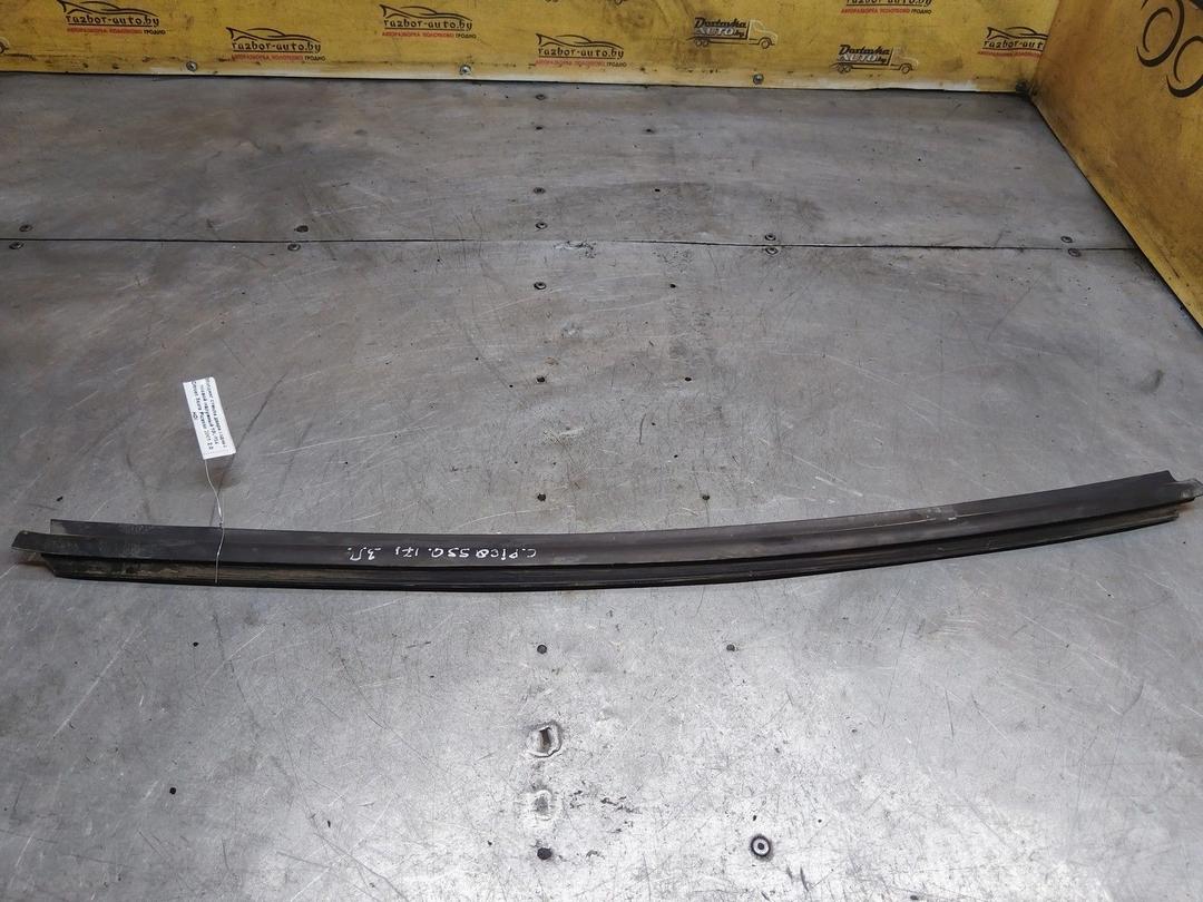 Молдинг стекла двери задней правой наружный 10U654 Citroen Xsara Picasso