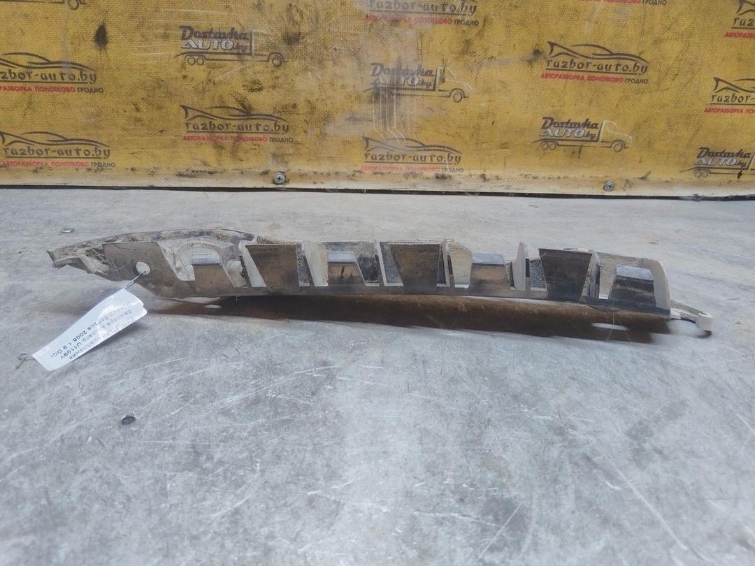 Кронштейн крепления бампера заднего U1109Y Renault Espace купить в магазине запчастей бу