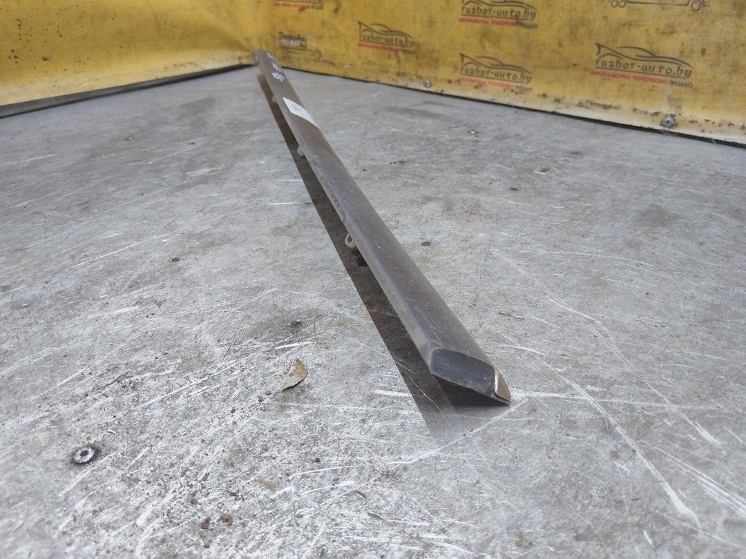 Молдинг двери задней правой 5ZQRY8 Peugeot 407 купить в магазине запчастей бу