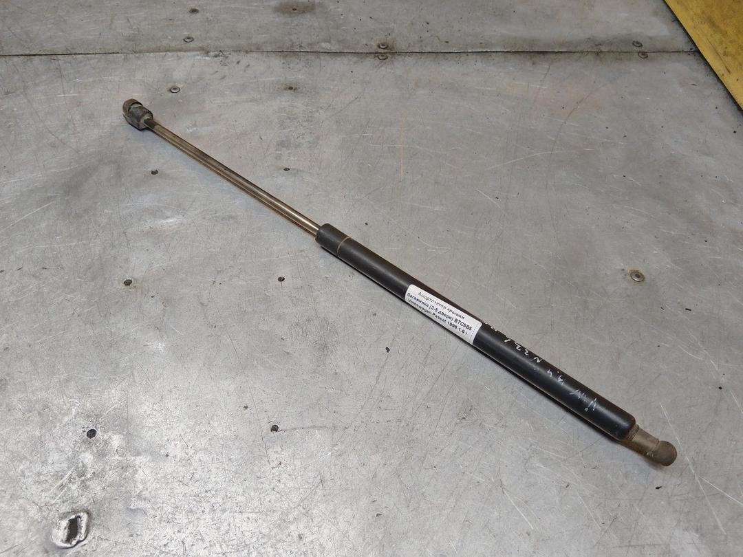 Амортизатор крышки багажника (3-5 двери) BTC5B5 Volkswagen Passat - Фото 1