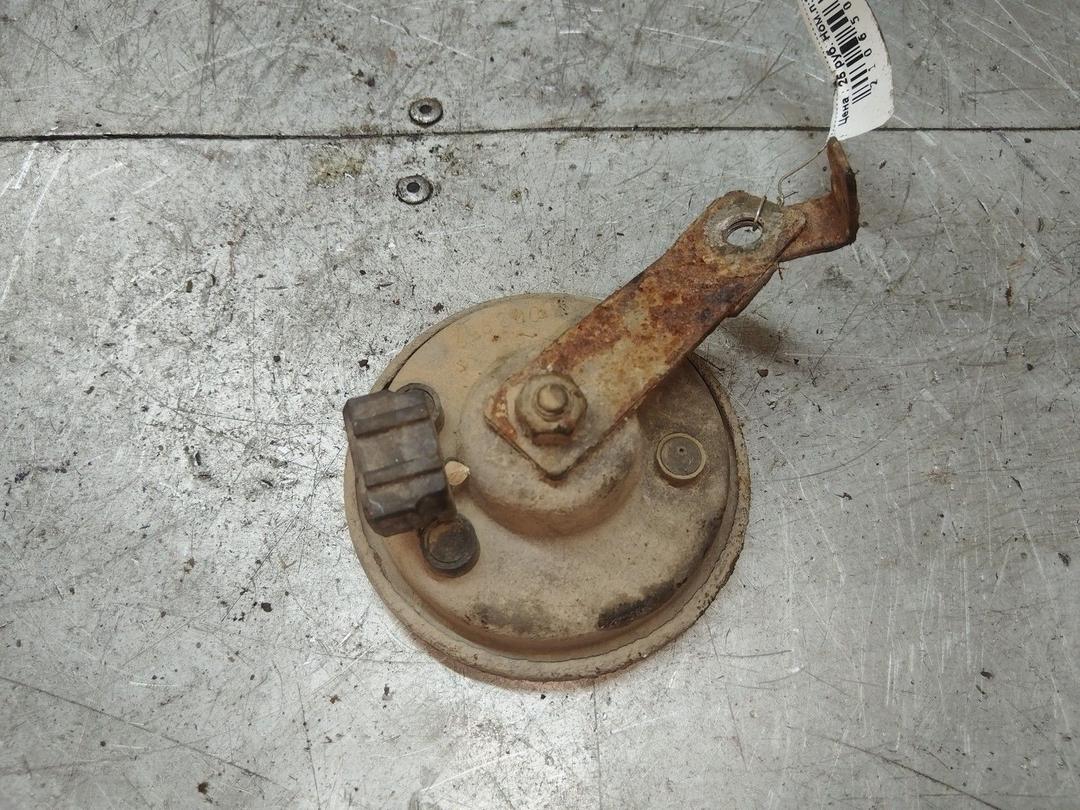 Сигнал (клаксон) 0KL3YN Mitsubishi Carisma - Фото 2