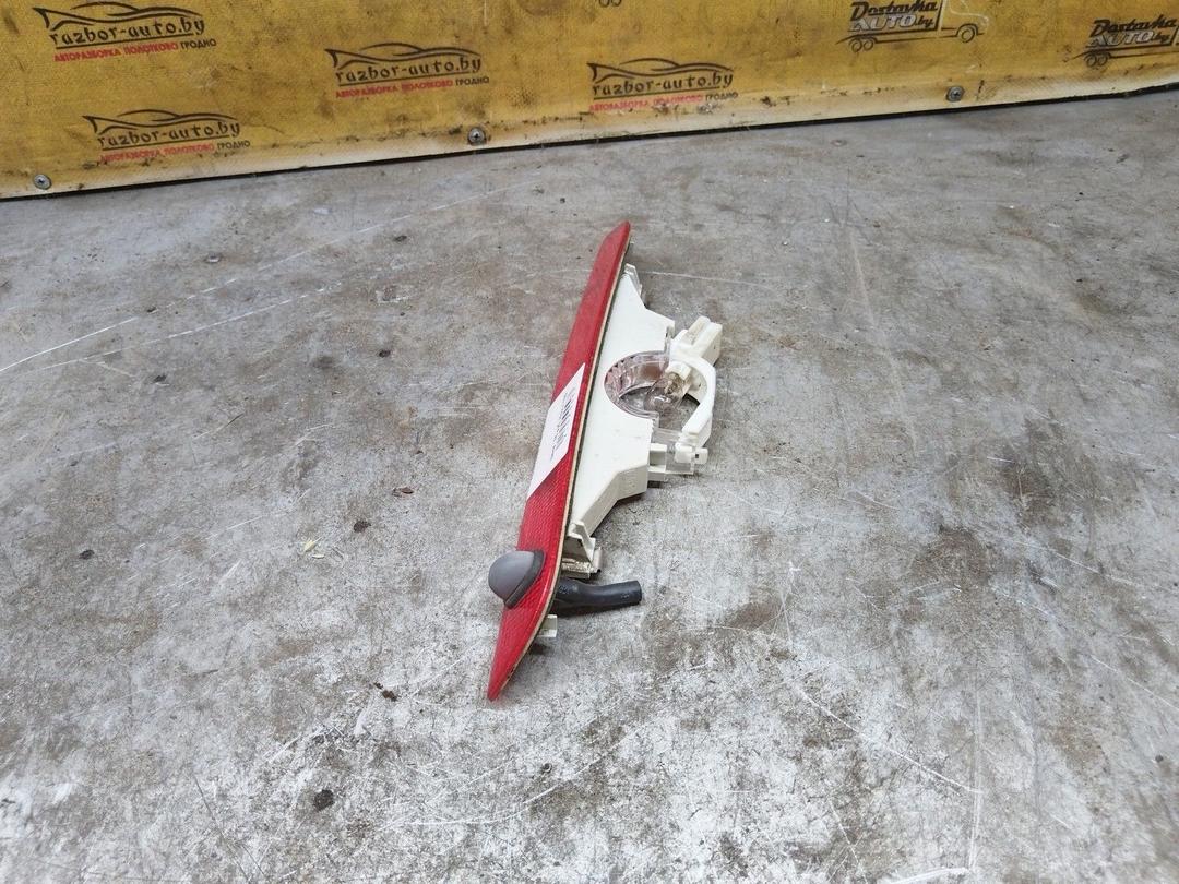 Стоп-сигнал 01GK9C Ford Fiesta - Фото 4