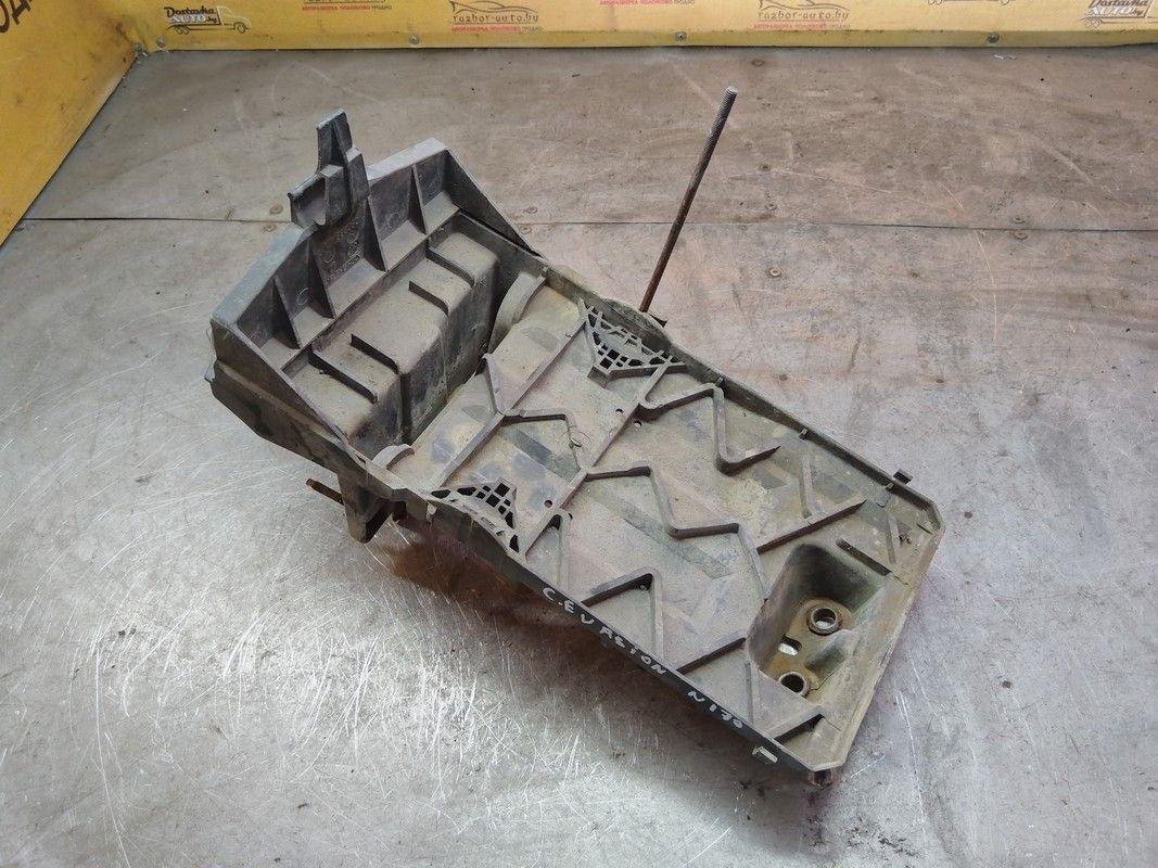 Полка аккумулятора 460HHF Citroen Evasion