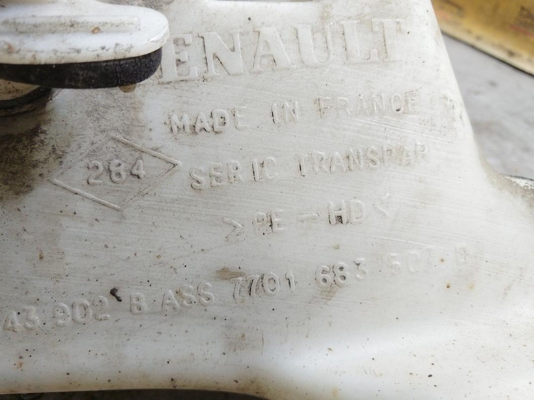 Бачок омывателя 12X2GW Renault Scenic купить на авторазборке