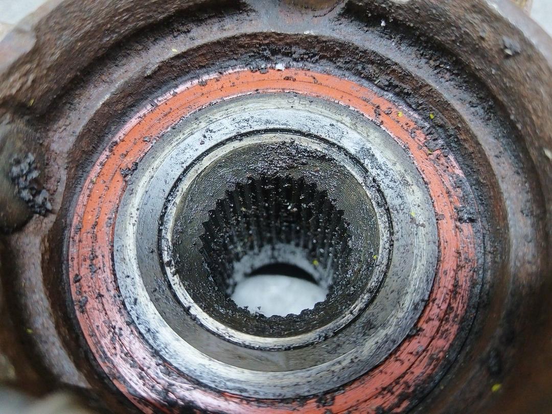 Кулак поворотный левый 2D40BX Audi 80 undefined