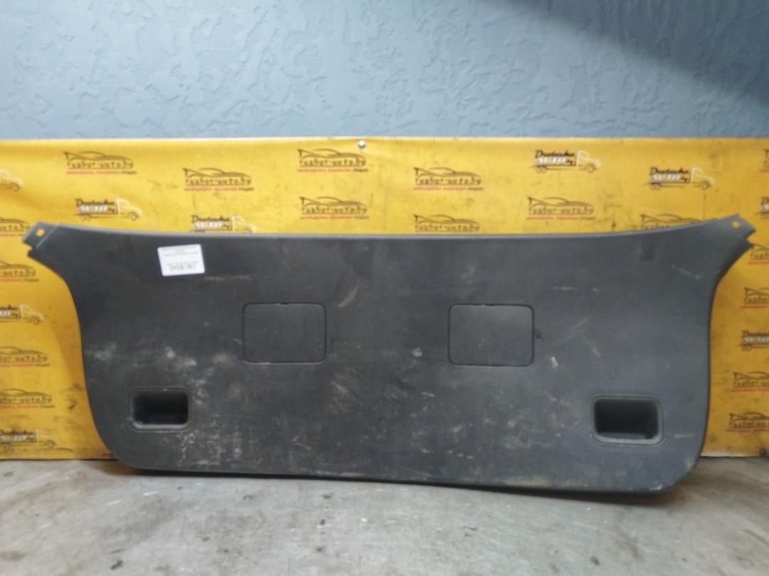 Обшивка крышки багажника 61JPCV Toyota Corolla