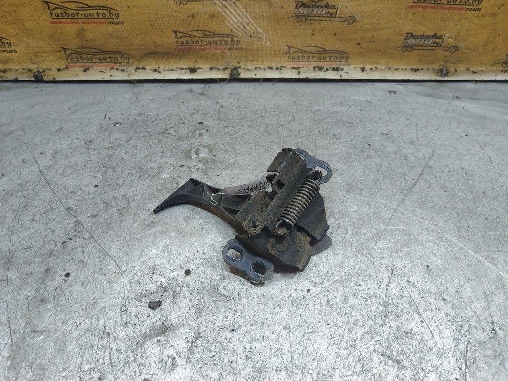 Замок капота 0RQB71 Mercedes A W168 - Фото 4