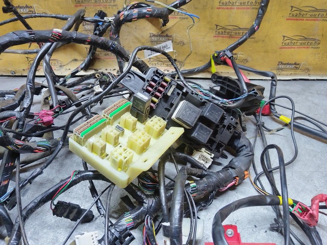 Проводка салона AMB6LZ Mitsubishi Carisma купить