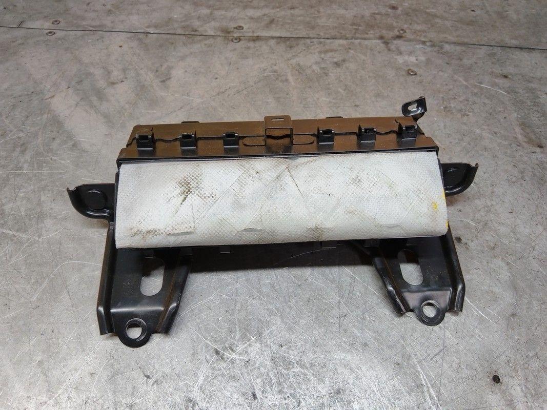 Подушка безопасности коленная DWGMLM Toyota Avensis купить