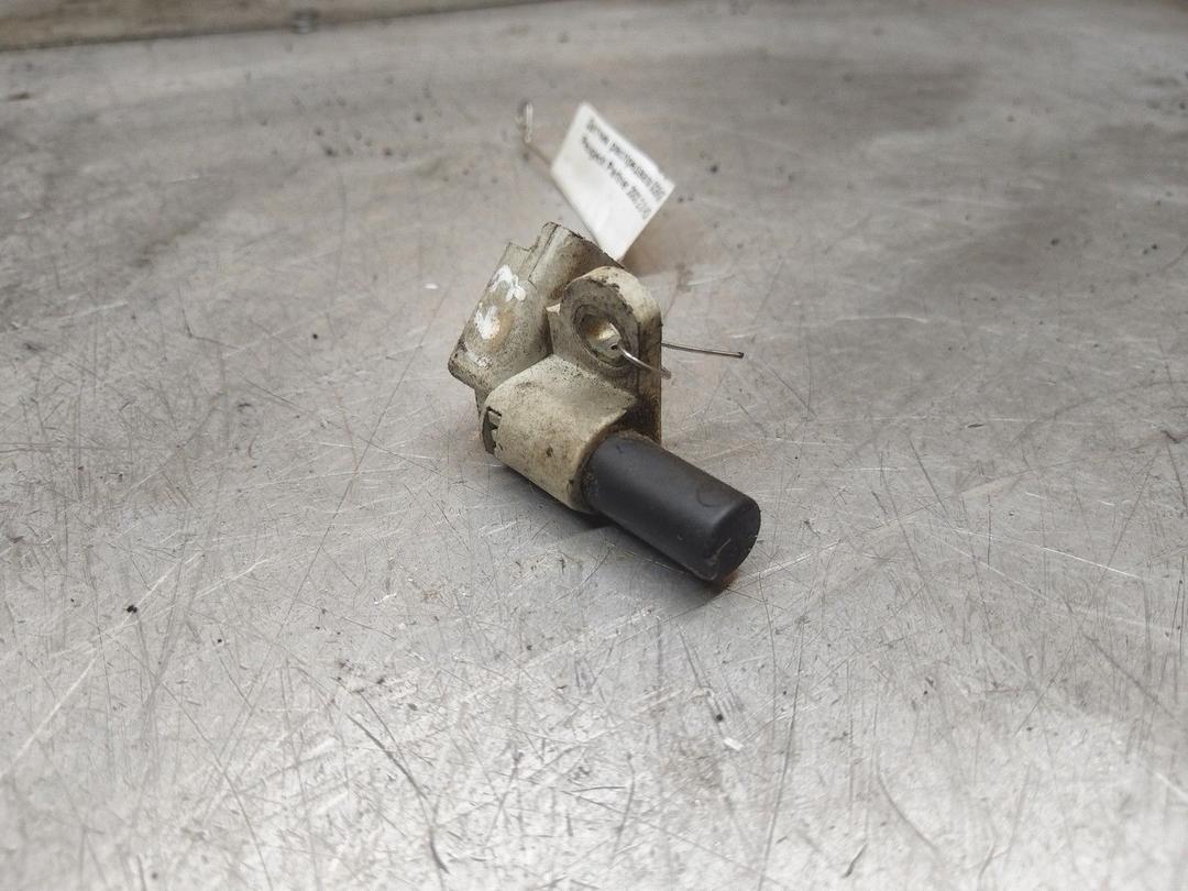 Датчик распредвала 0O5K97 Peugeot Partner