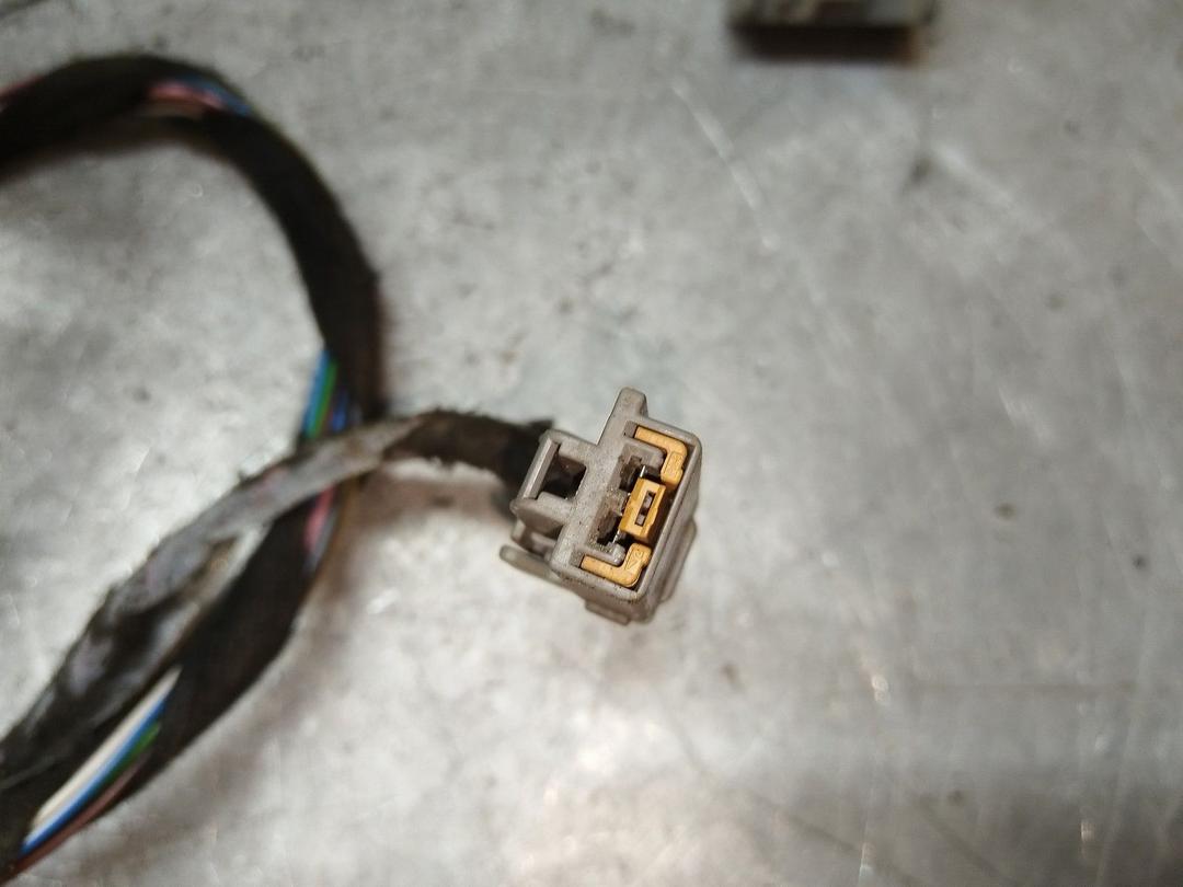 Проводка двери передней правой WD61LY Volvo V70 - Фото 3