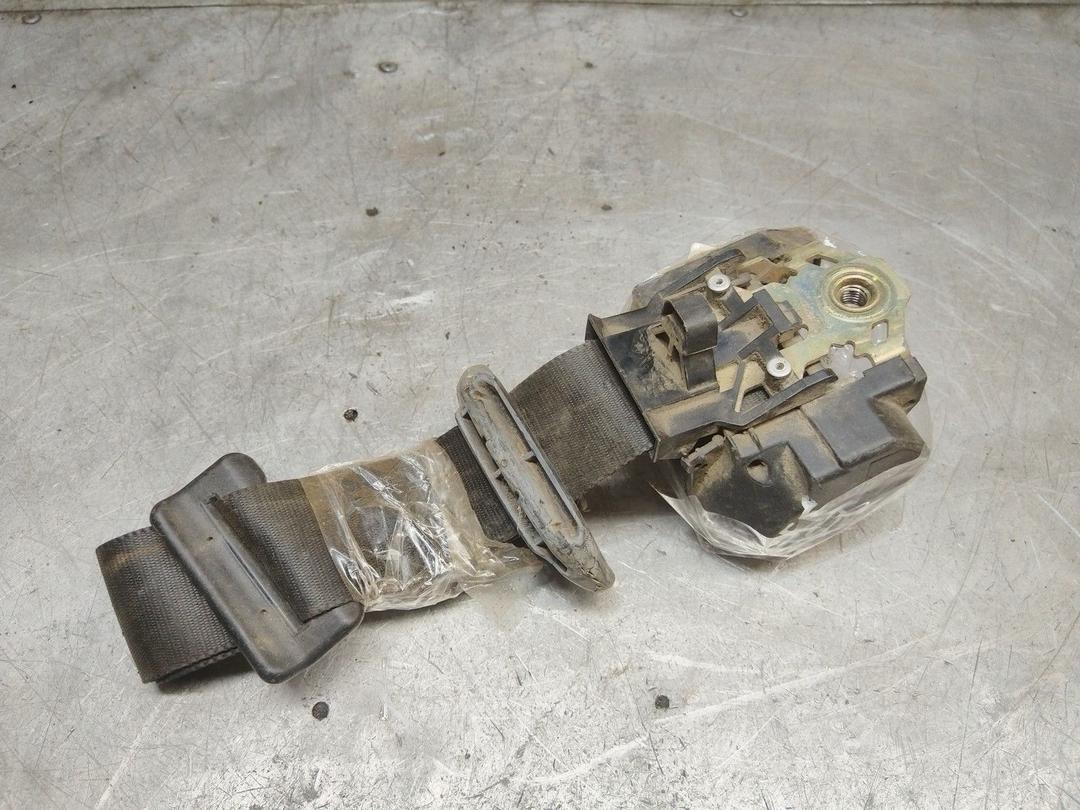 Ремень безопасности задний правый 3H7TPP Ford Escort - Фото 2