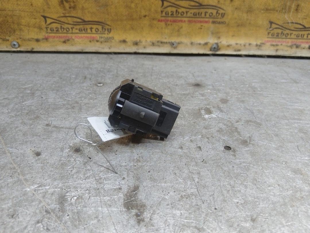 Кнопка освещения панели приборов SJFL7K Volkswagen Passat купить