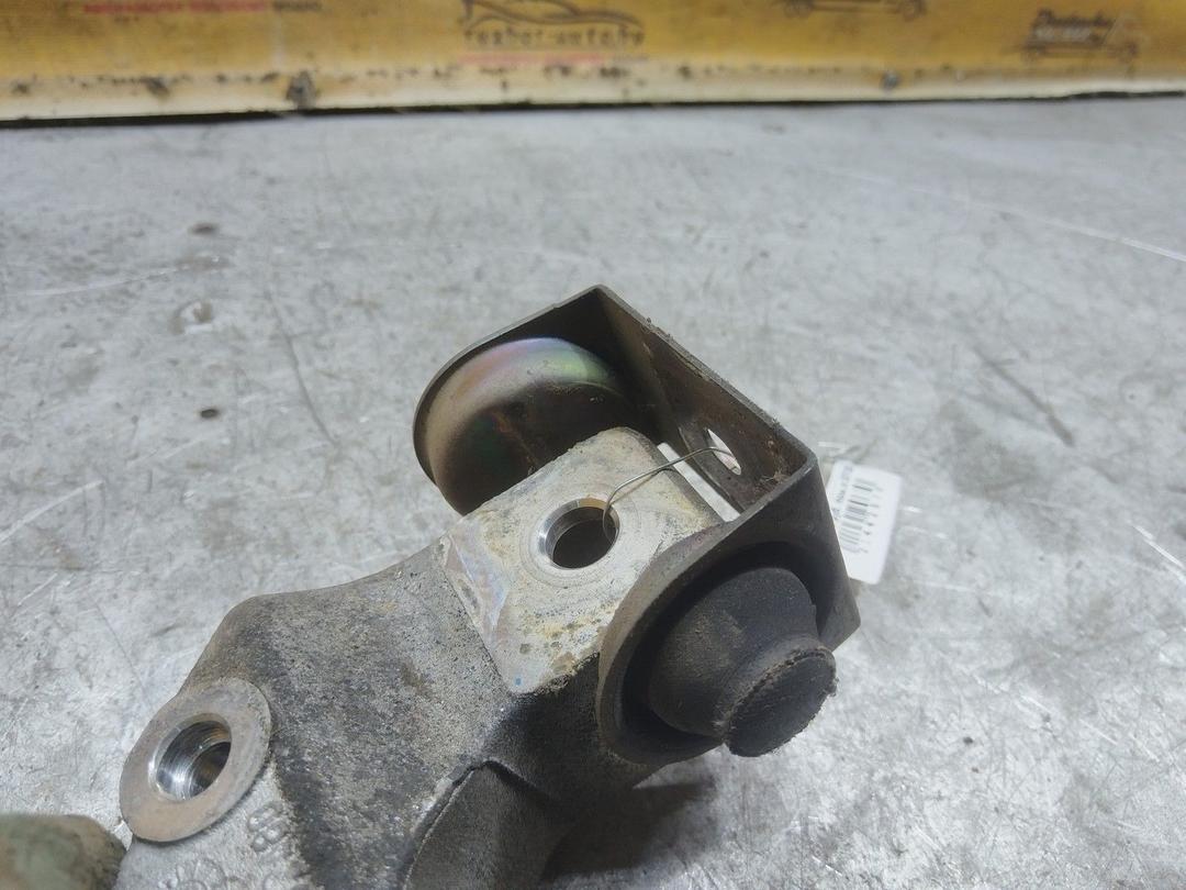 Кронштейн двигателя MY3LYH Citroen Xsara Picasso купить в магазине запчастей бу