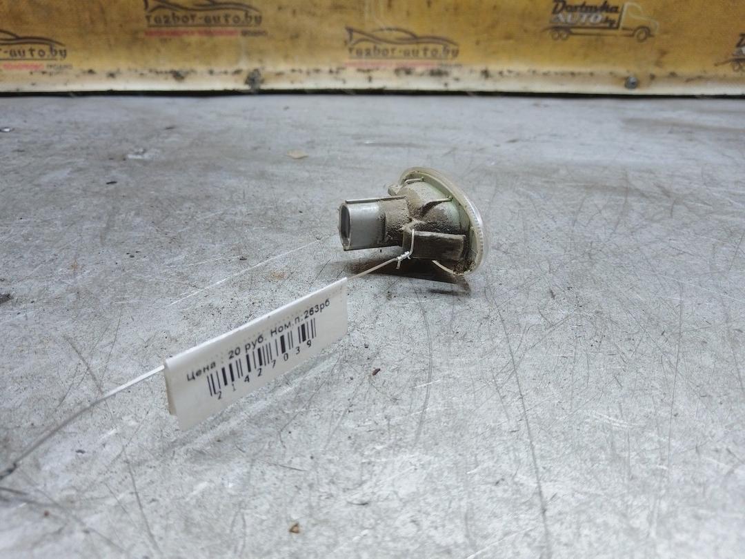 Повторитель передний правый 734E62 Mazda 3 купить с доставкой