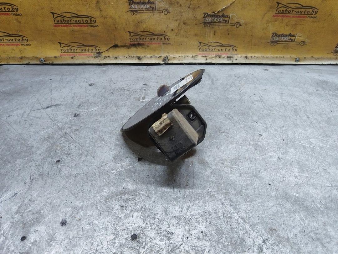 Лючок топливного бака K7HVGY Opel Astra купить в магазине запчастей бу