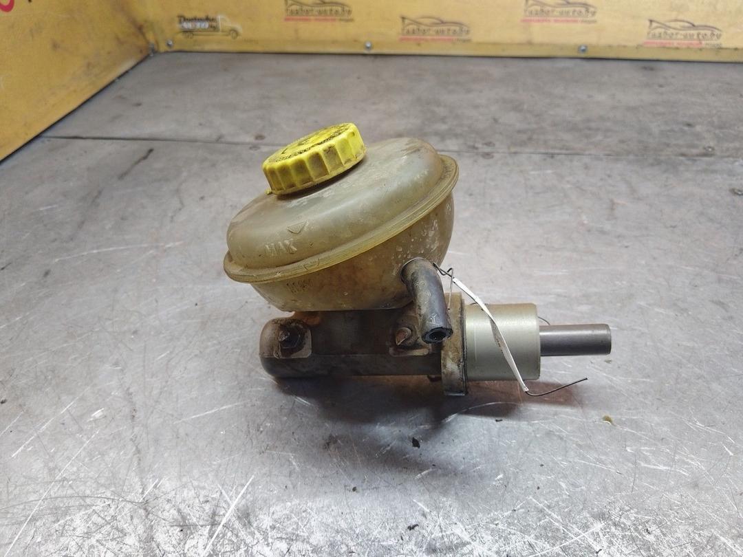 Цилиндр тормозной главный 31YKP0 Audi 80