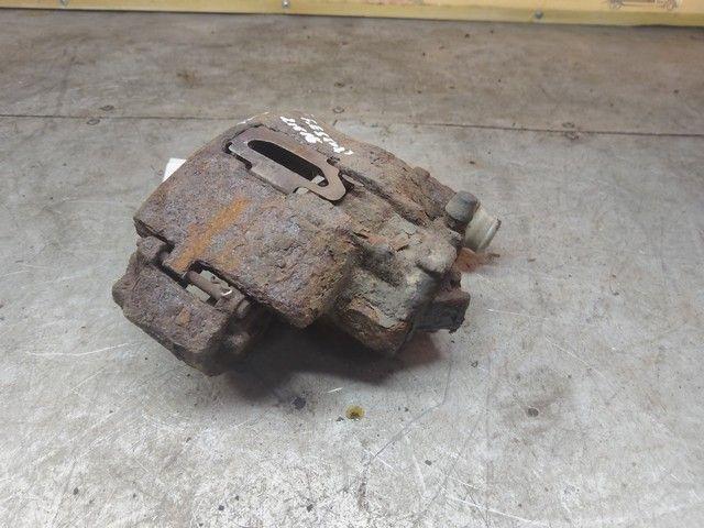 Суппорт передний правый E0WKYG Ford Escort купить с доставкой