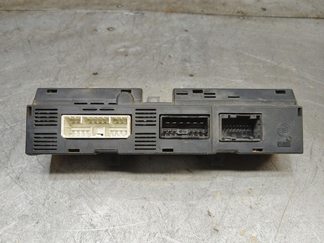 Кнопка аварийной сигнализации PLT5LL Citroen Jumper купить с доставкой