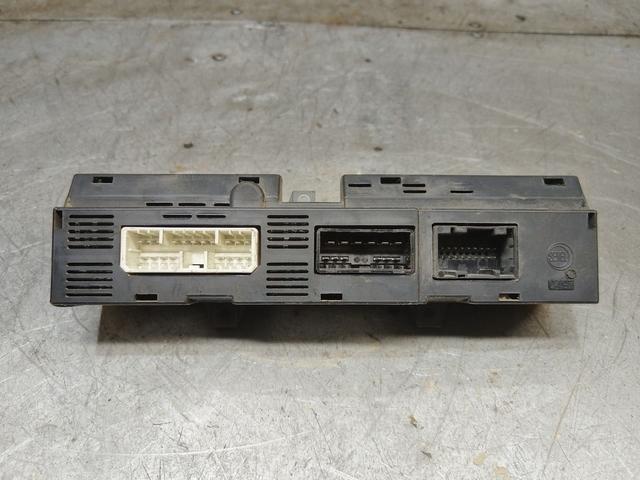 Кнопка аварийной сигнализации PLT5LL Citroen Jumper купить с доставкой