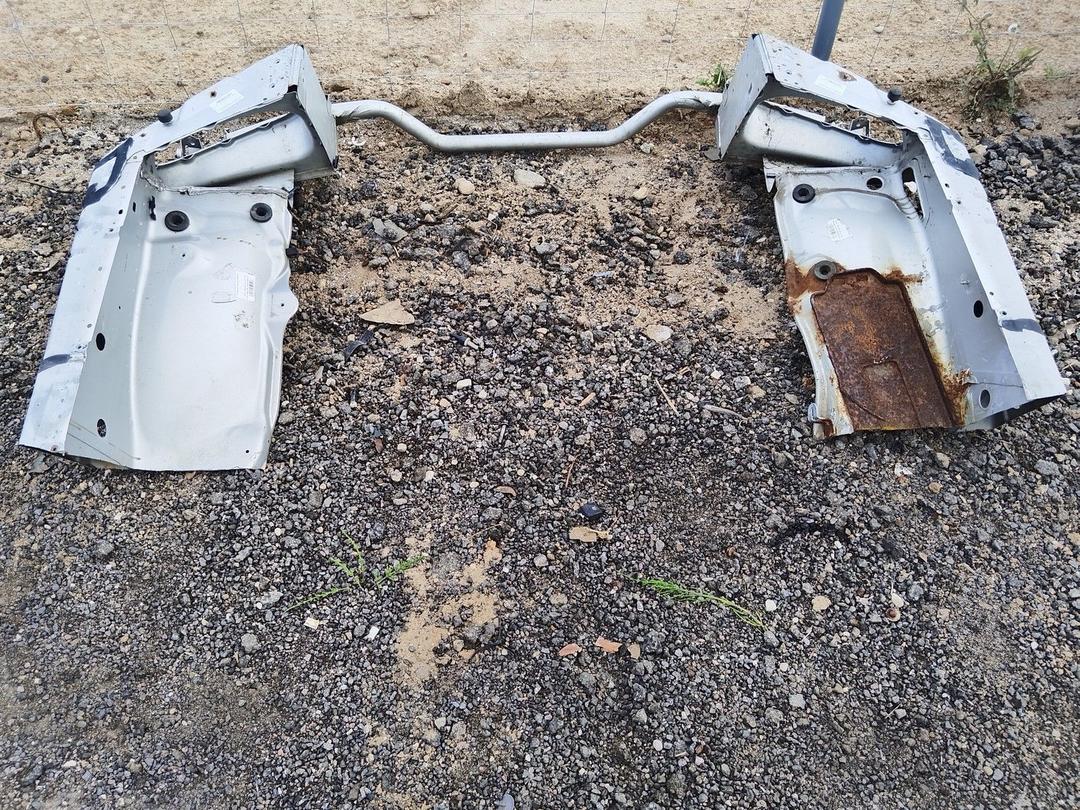 Лонжерон левый 2MR3LM Mercedes ML W163 купить с доставкой. Огромный выбор запчастей и марок авто. У нас есть практически все.