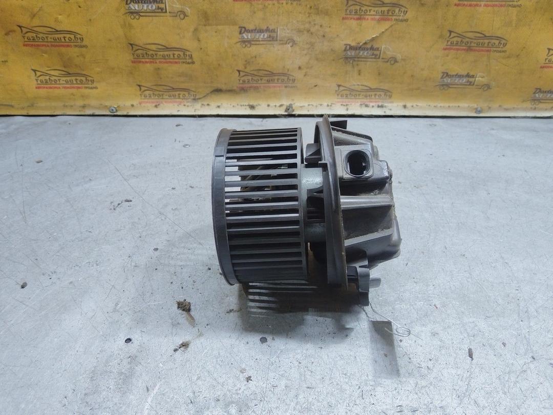 Моторчик печки TDJKU0 Citroen C3