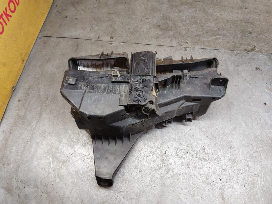 Короб предохранителей G3Y53E Volvo S80 - Фото 2