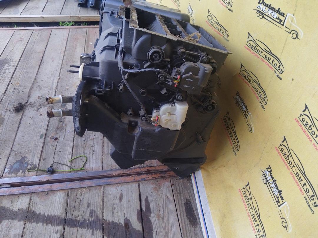 Корпус отопителя (печки) 4F9A6E Chrysler Voyager купить с доставкой