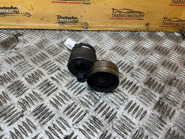 Натяжитель ремня генератора 1OSF3N Volvo V40 - Фото 1