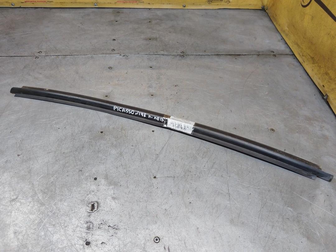 Молдинг стекла двери передней левой наружный POMJ75 Citroen Xsara Picasso - Фото 1