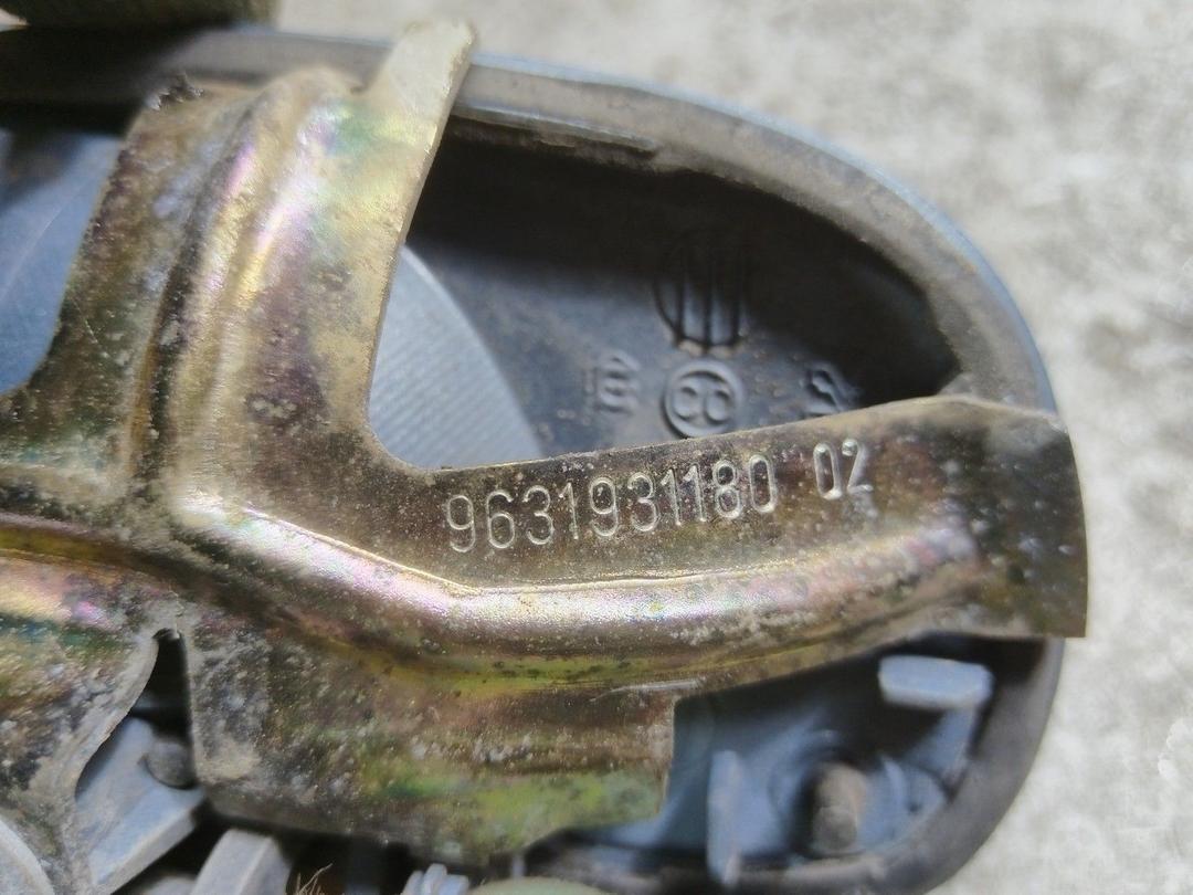 Ручка наружная задняя левая P0VWCJ Peugeot 607 купить в магазине запчастей бу