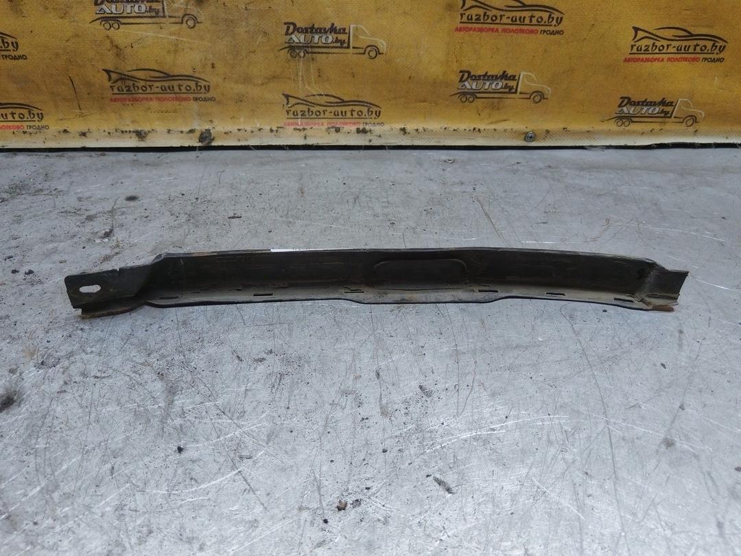 Ус под фару I3SZJ1 Audi 100 купить с доставкой