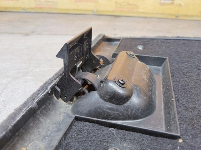 Обшивка багажника 2OMFT7 BMW X5 E53 купить с доставкой