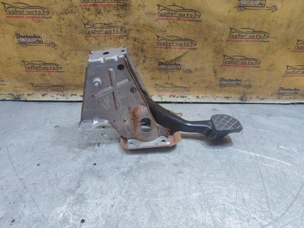 Педаль тормоза YC1CS2 Volkswagen Jetta - Фото 2