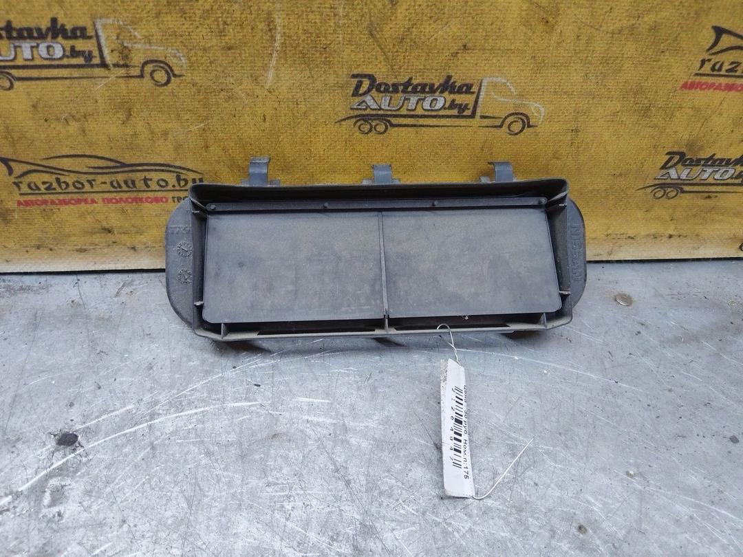 Решетка вентиляции кузова J8HYBL Nissan Micra купить с доставкой