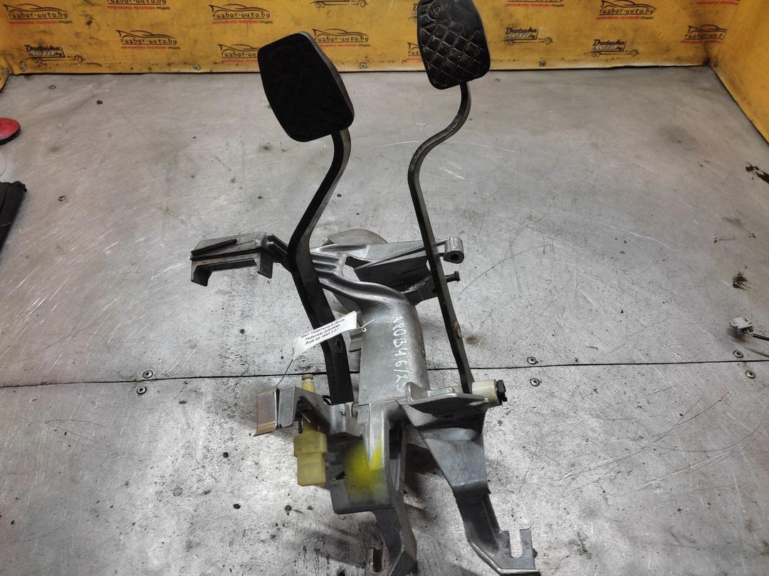 Узел педальный (блок педалей) DGHR9A Audi 80