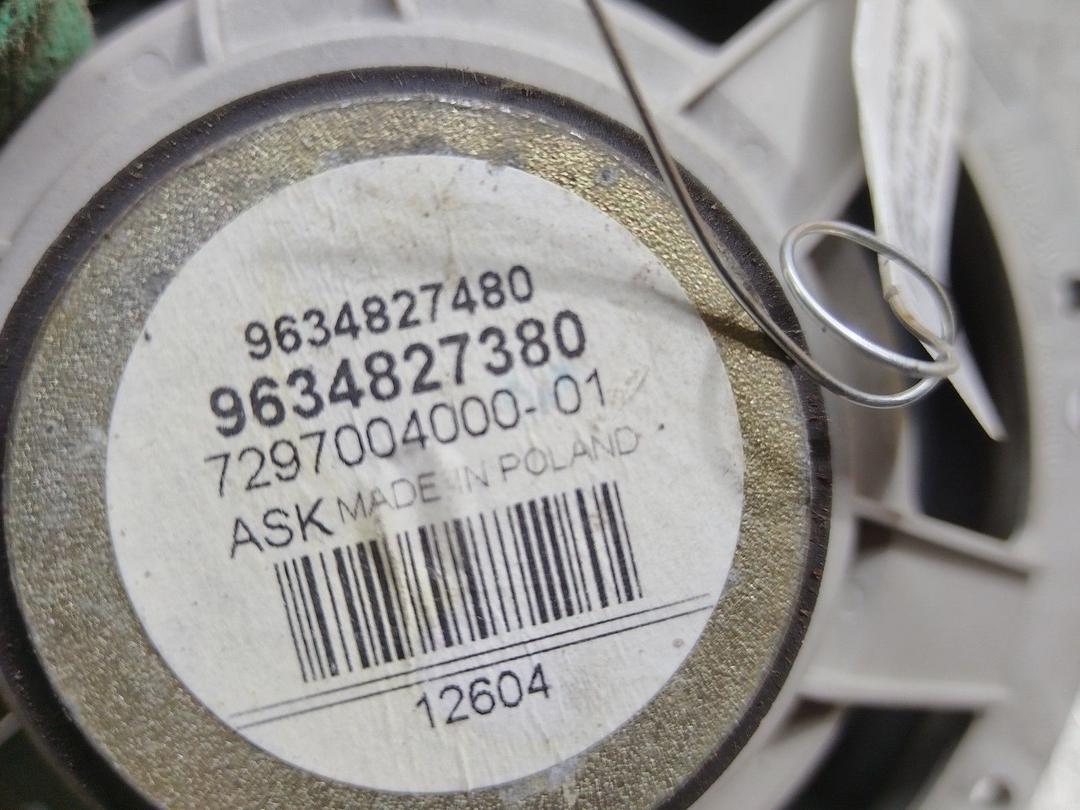 Динамик двери передней правой 4Y8DGR Mitsubishi Carisma купить на авторазборке