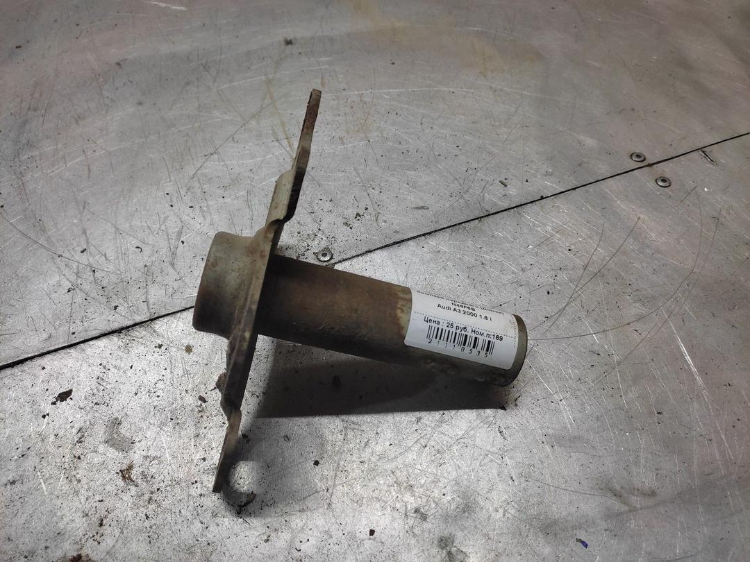 Кронштейн усилителя бампера переднего (Домик) N46F6B Audi A3