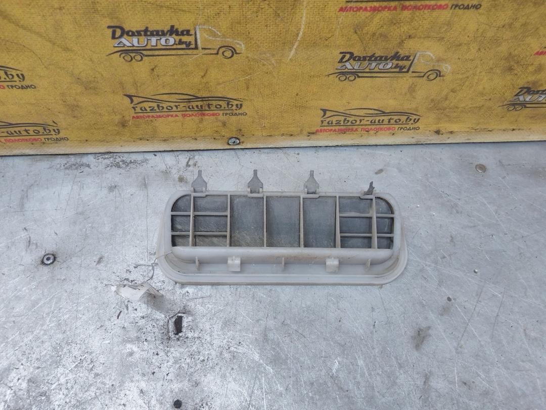 Решетка вентиляции кузова 3O80LM Toyota Avensis - Фото 3