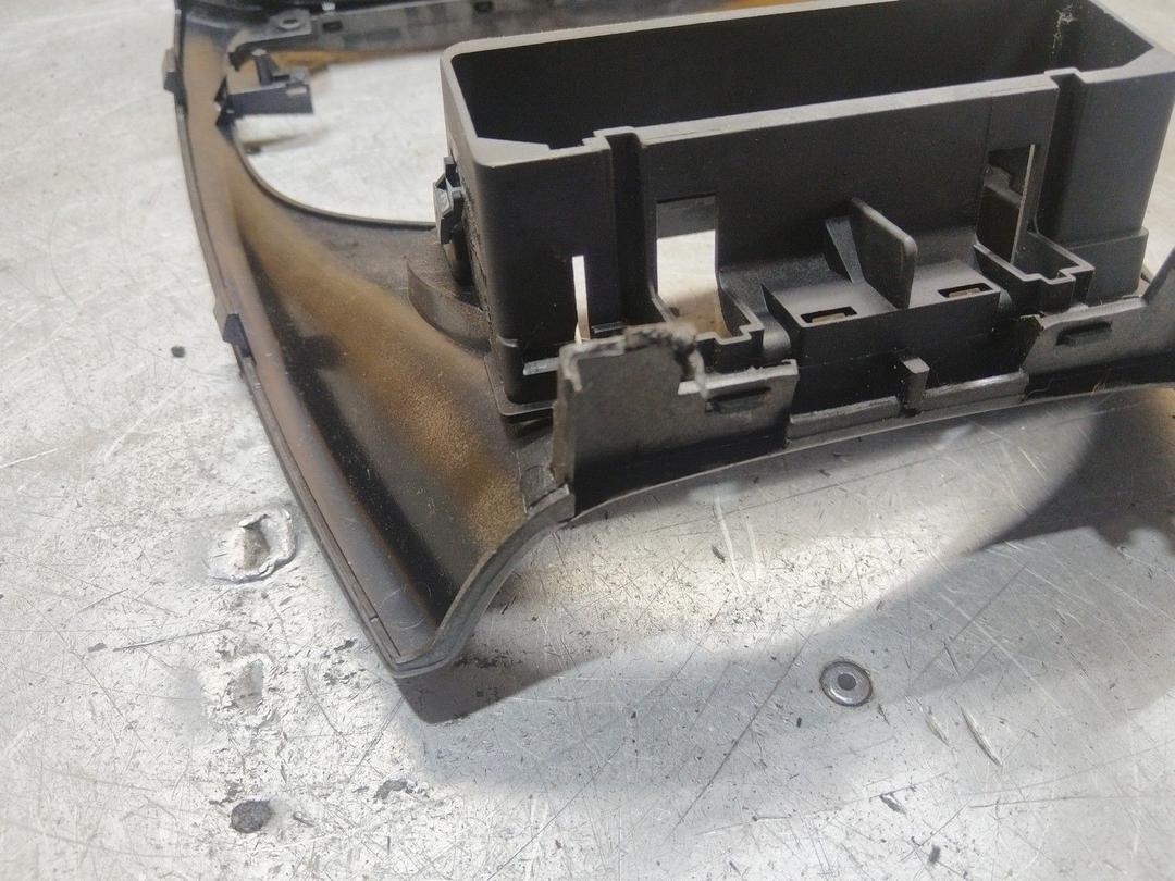 Рамка под магнитолу GWZ6B5 Citroen C5 купить в магазине запчастей бу