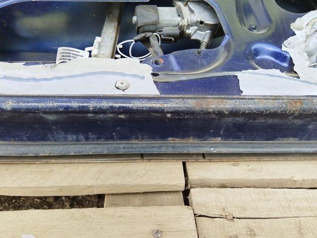 Дверь передняя левая UFZ759 Fiat Palio undefined